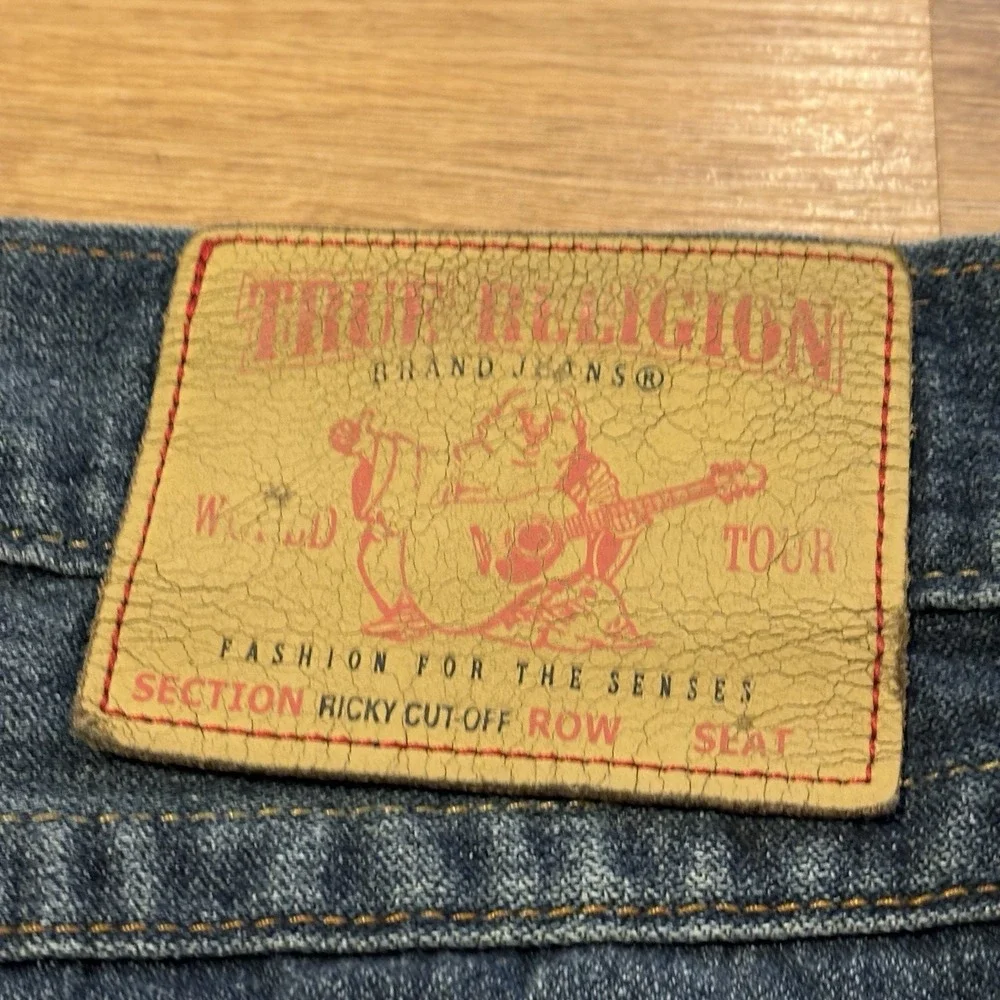 VTG True Religion Ricky Cut-Off Shorts Mens 32 Big T Jorts Thick Stitch USA Y2K